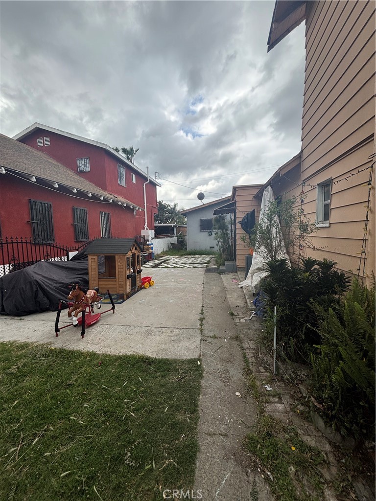 632 E 45th Street
