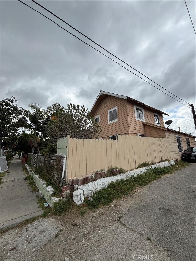 632 E 45th Street