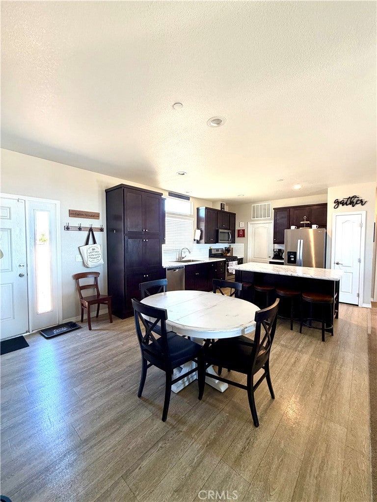 33801 Oak Drive