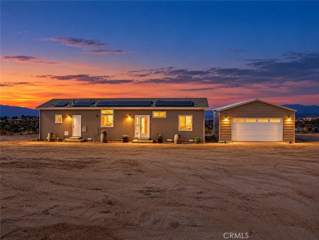 33801 Oak Drive