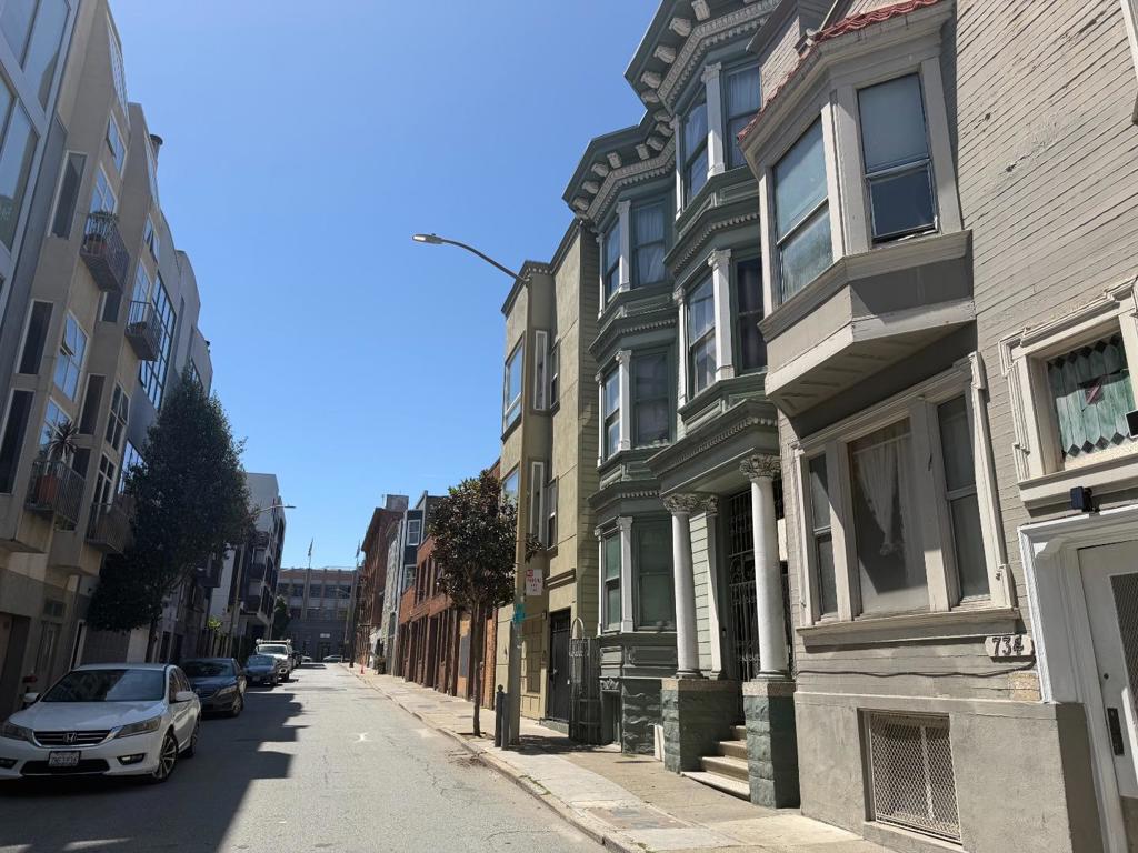 738 Natoma Street