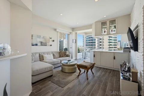 10501 Wilshire Blvd Unit 1005, Los Angeles, CA 90024 - MLS#: 260024449SD