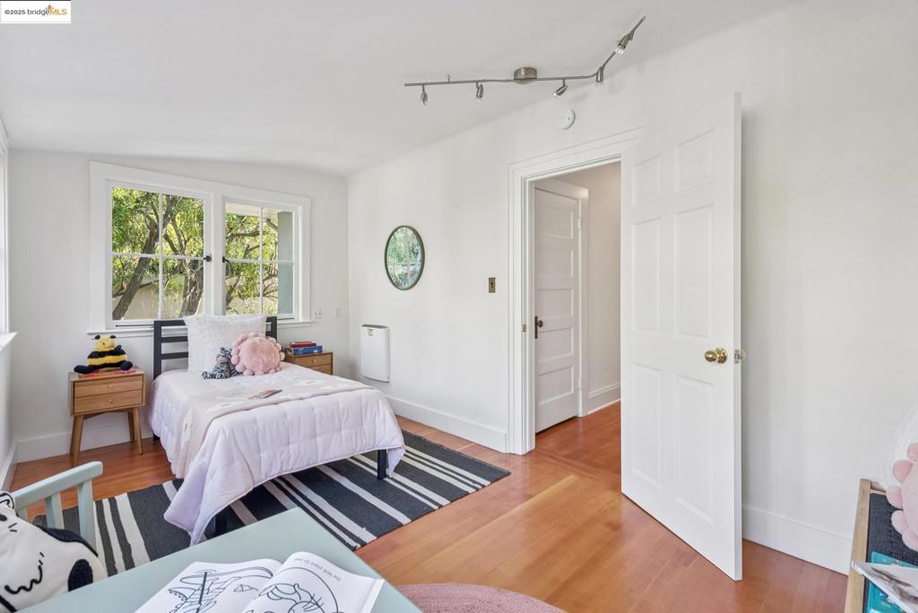 NORTH BERKELEY - Residential