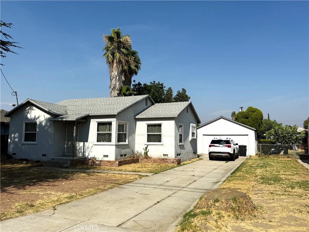 Charming 3Bd/1Ba Bungalow in Loma Linda. Commuter friendly, close to Schools, Shopping, Parks and LLUMC. This Light and Bright home features Indoor Laundry, Hall Storage, Laminate Flooring, Freshly Painted, Updated Kitchen, Bathroom and the bedrooms are decent sized. Outside is an inviting Covered Patio looking towards the Large Fenced Back Yard with Fruit Tree. A Detached 2 car garage with Shelving for storage and long Driveway. Don't miss out on the Opportunity to lease this property, it wont last long! Please no Pets. We are looking for Good Verifiable Income, Good Rental History and no Evictions. Call today to schedule a viewing!