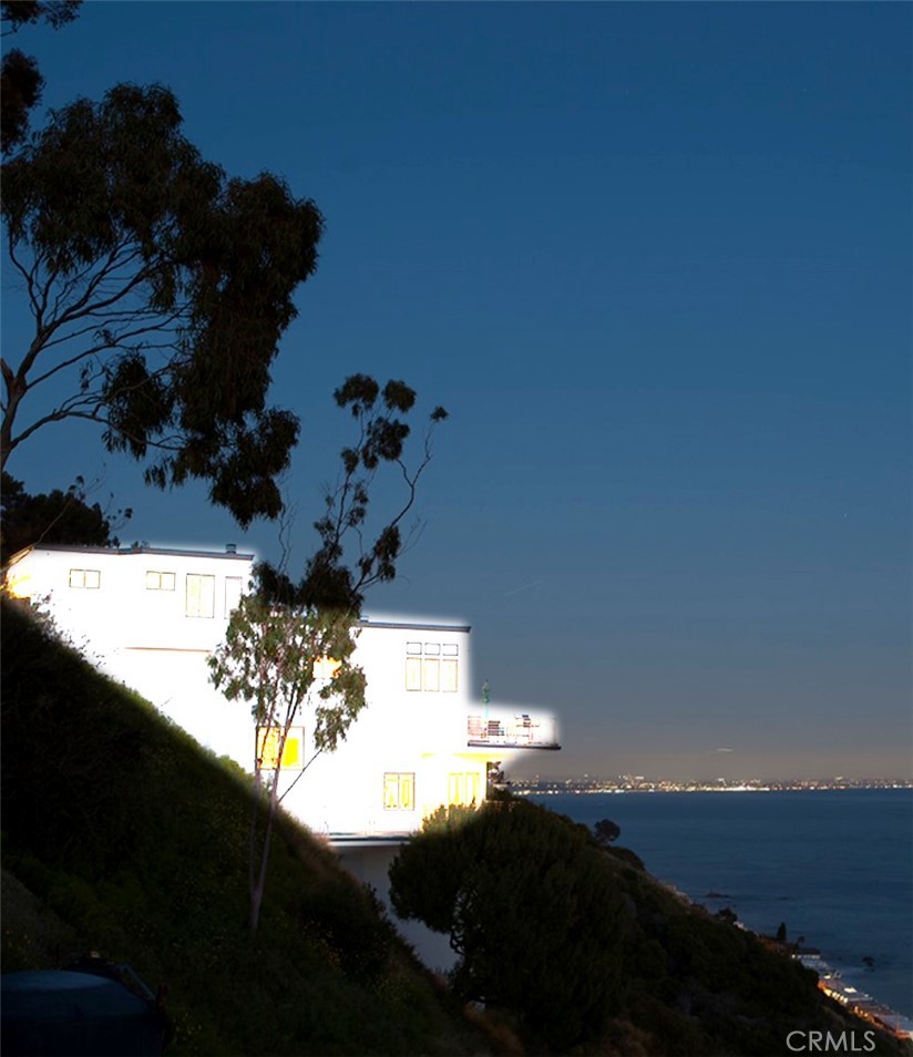 20700 Rockpoint