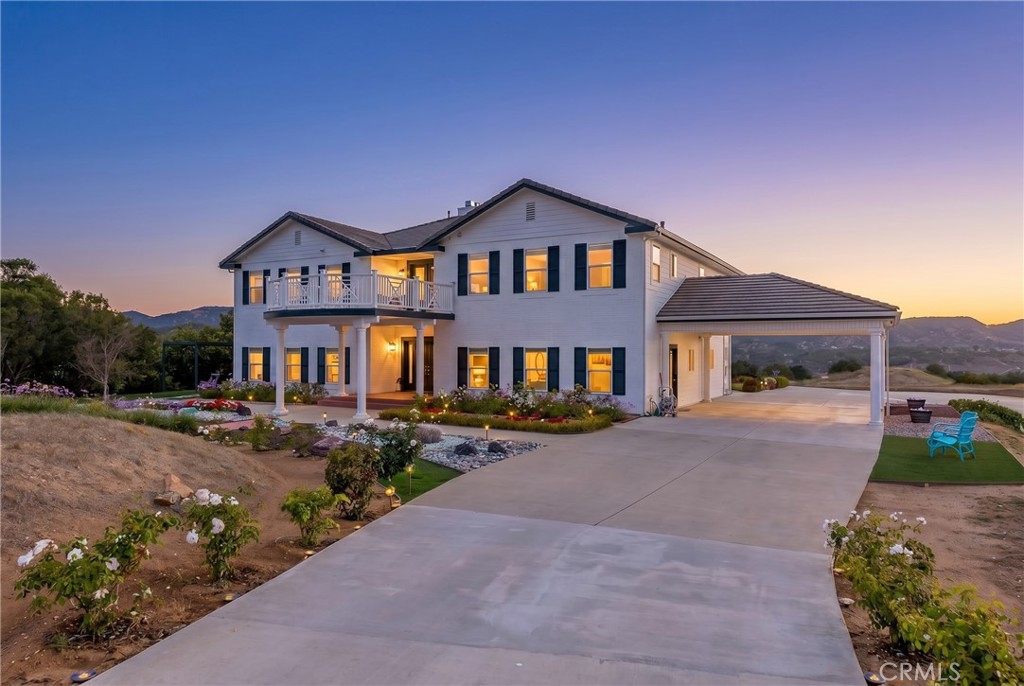 22252 Monte Rancho Dr