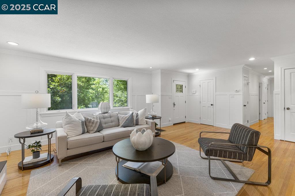 SAN MIGUEL - Residential