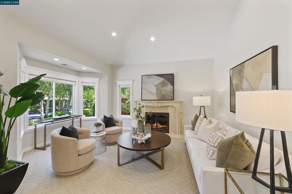 4343 Quail Run Ln