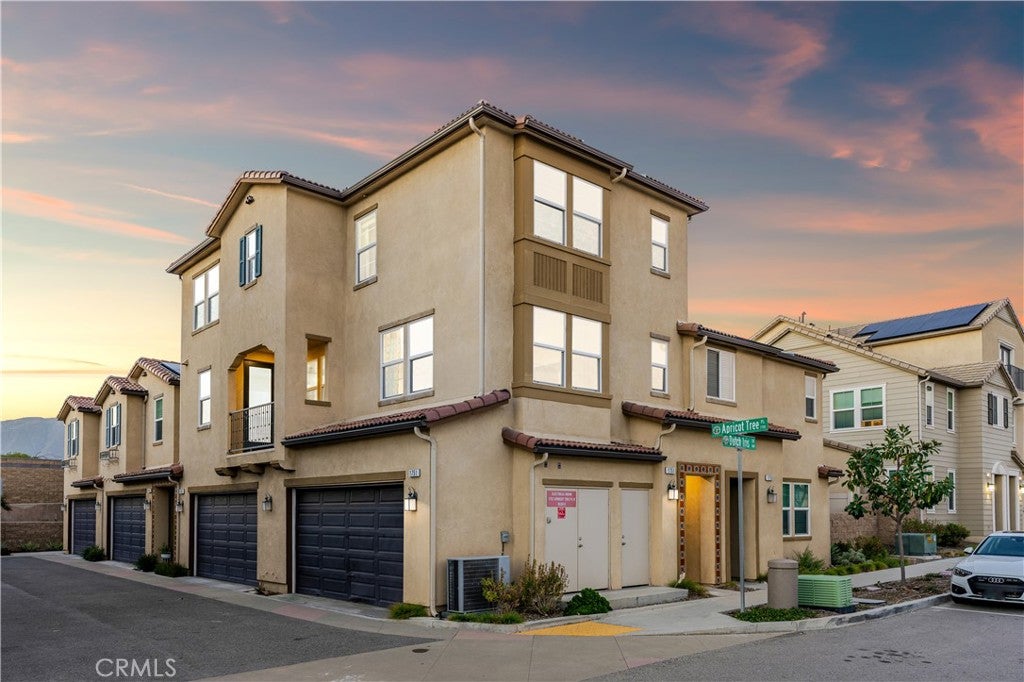 1751 Apricot Tree Place