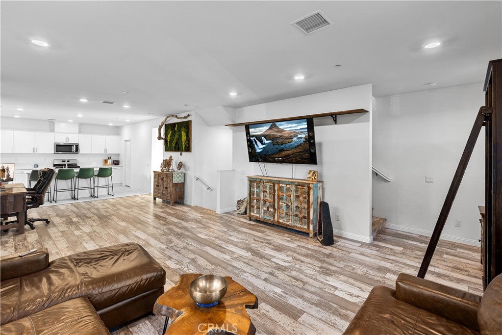 1751 Apricot Tree Place