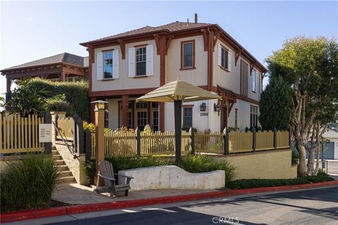 Photo of 2500 Bungalow Place, Corona Del Mar, CA 92625 (MLS # NP26091534)