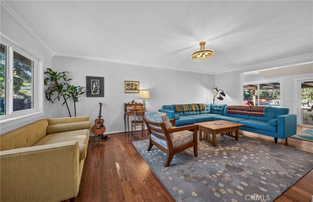 1606 Halsey Street