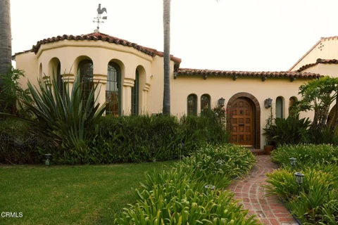 913 Burnside Avenue, Los Angeles, CA 90036 - MLS#: P1-28542