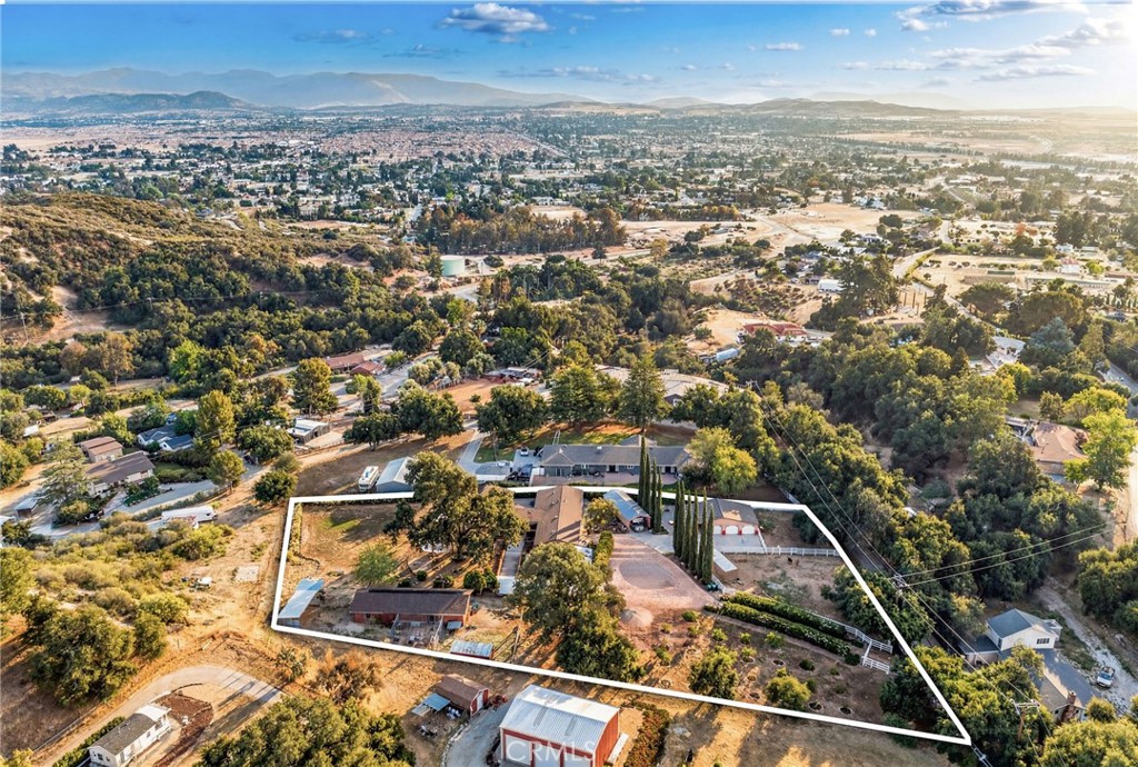9312 Avenida Altura Bella