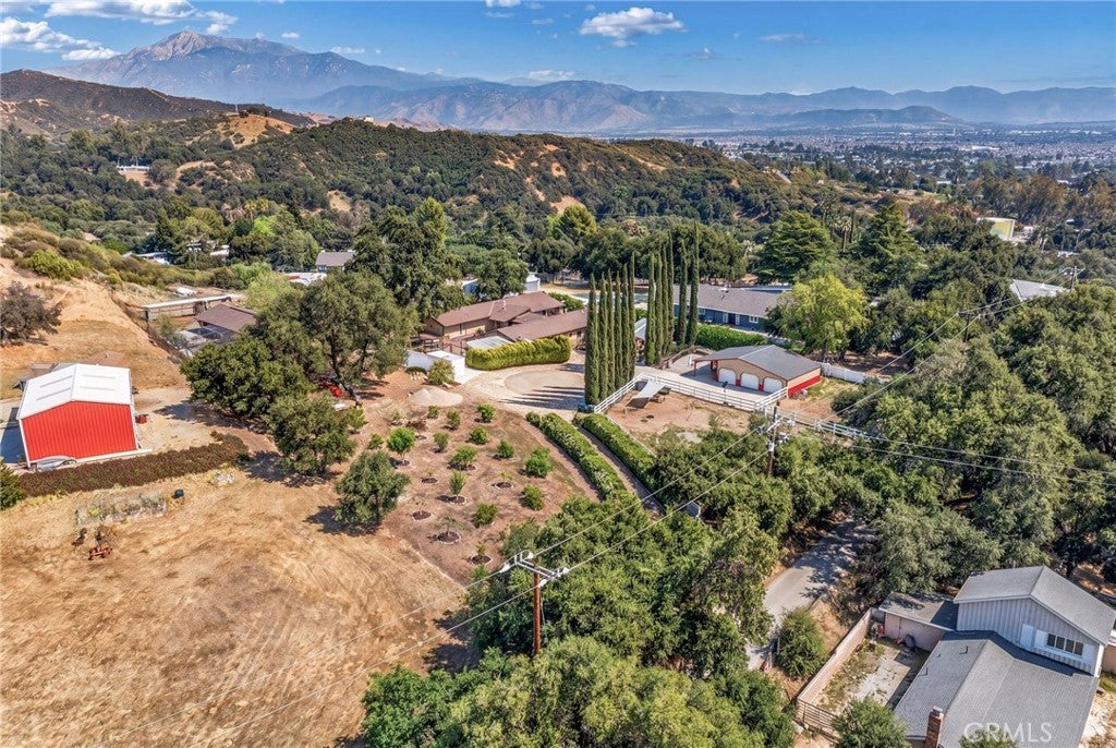 9312 Avenida Altura Bella