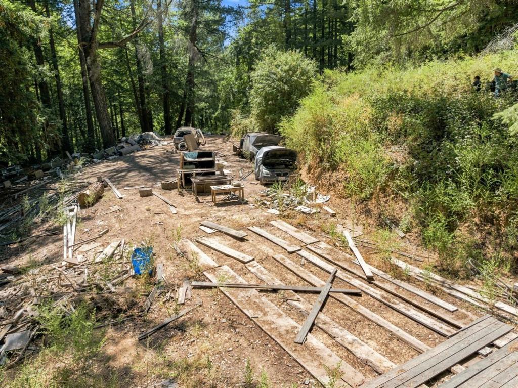 820 Bear Creek