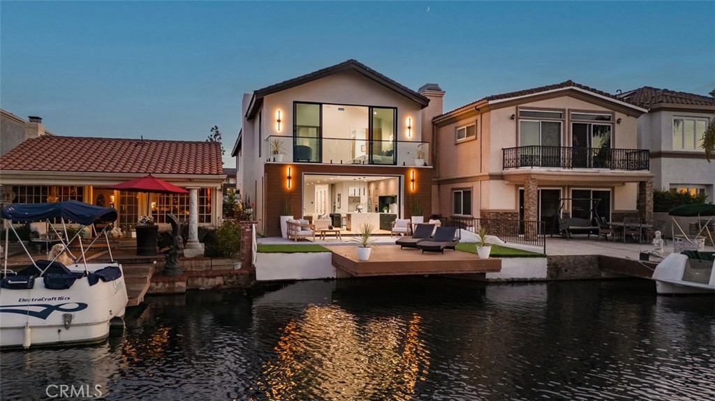 Lake Forest Keys (LK) - Residential