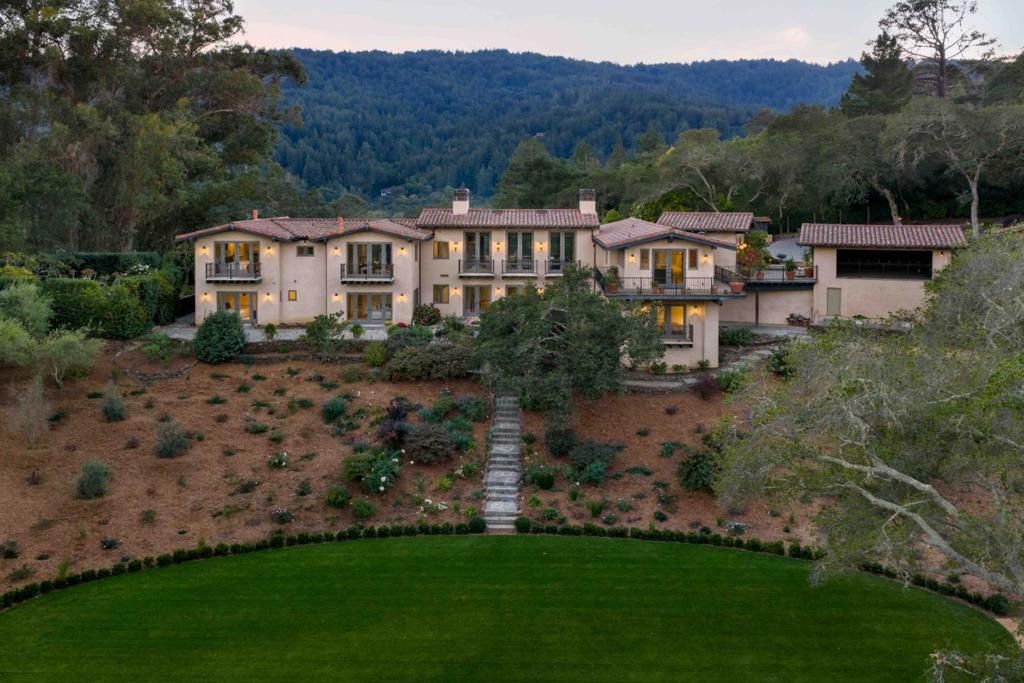 Photo of 307 Olive Hill Lane, Woodside, CA 94062 (MLS # ML82035579)