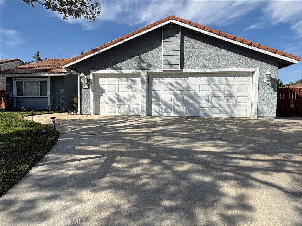 6223 Almond Valley