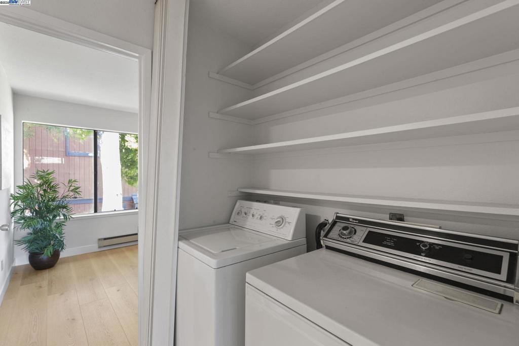 FREMONT OAKS - Residential