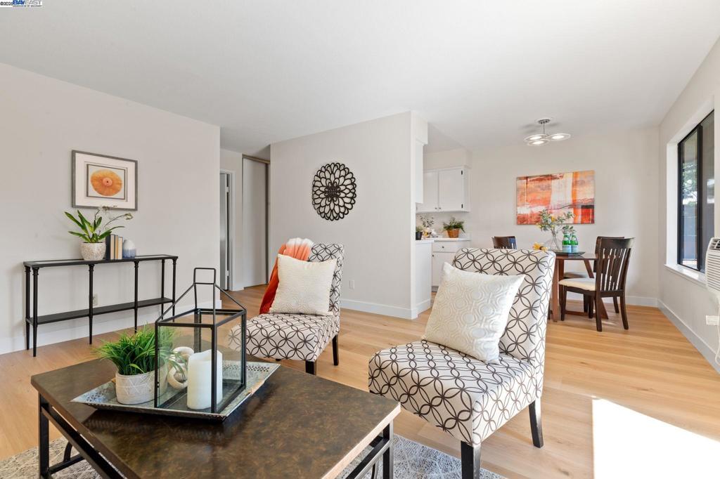 FREMONT OAKS - Residential