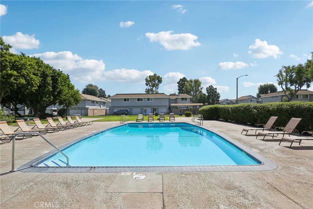 Yorktown Villas (YRKV) - Residential