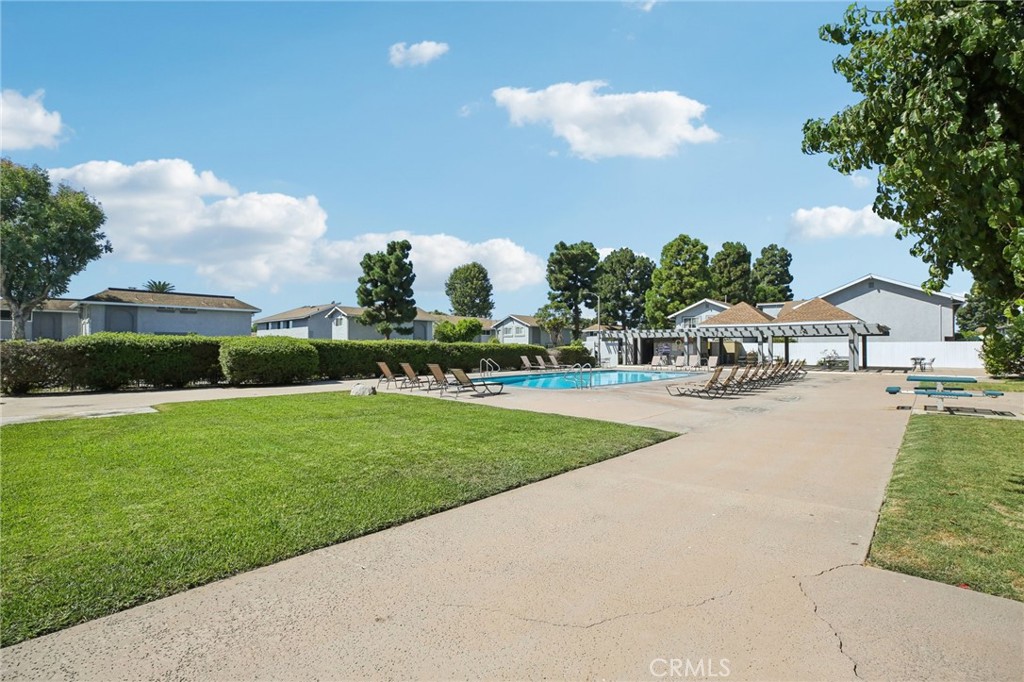 Yorktown Villas (YRKV) - Residential
