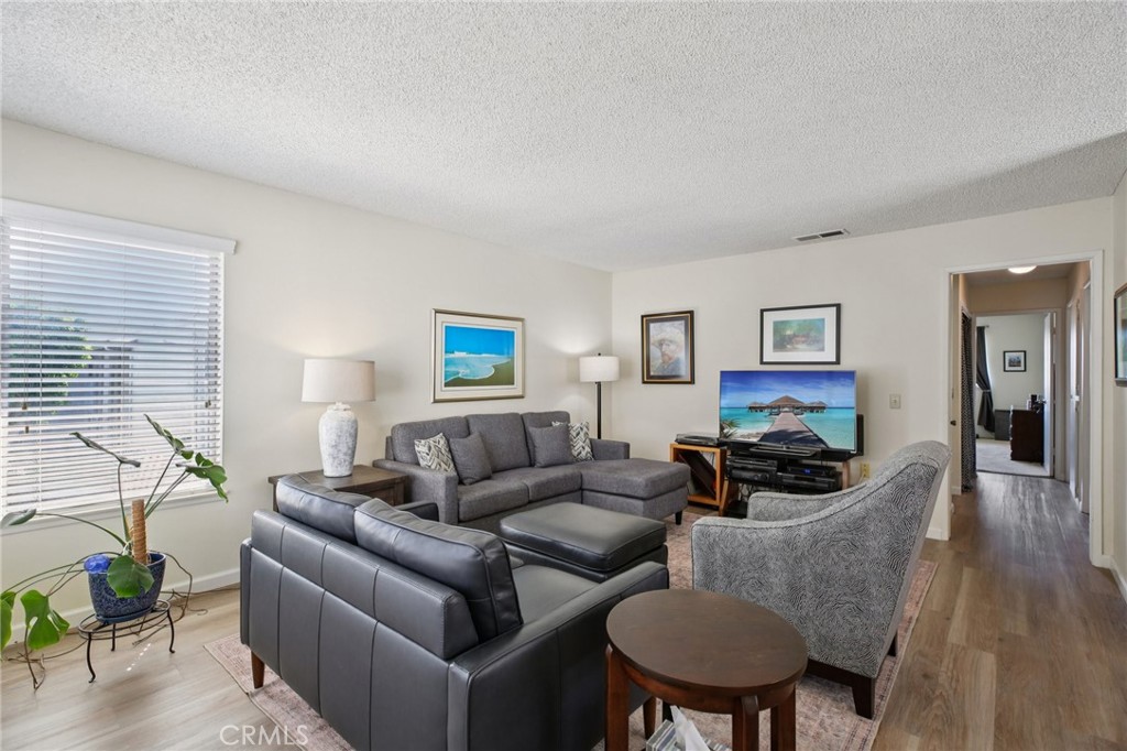Yorktown Villas (YRKV) - Residential
