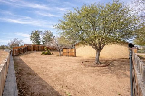 Tiny photo for 4934 Fortuna Court, Yucca Valley, CA 92284 (MLS # 219144358DA)