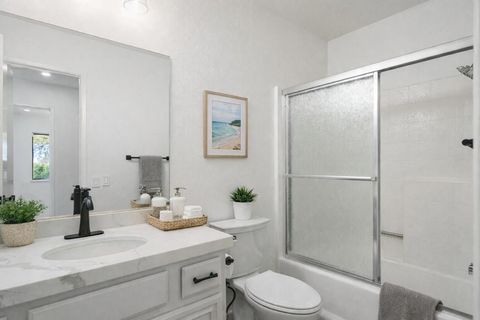 Tiny photo for 4934 Fortuna Court, Yucca Valley, CA 92284 (MLS # 219144358DA)