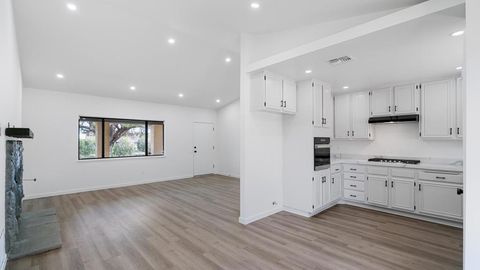 Tiny photo for 4934 Fortuna Court, Yucca Valley, CA 92284 (MLS # 219144358DA)