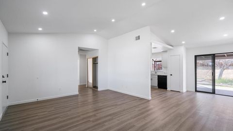 Tiny photo for 4934 Fortuna Court, Yucca Valley, CA 92284 (MLS # 219144358DA)