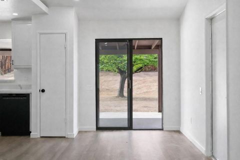 Tiny photo for 4934 Fortuna Court, Yucca Valley, CA 92284 (MLS # 219144358DA)