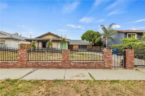 Photo of 13050 Alexander Street, Sylmar, CA 91342 (MLS # SR26103002)
