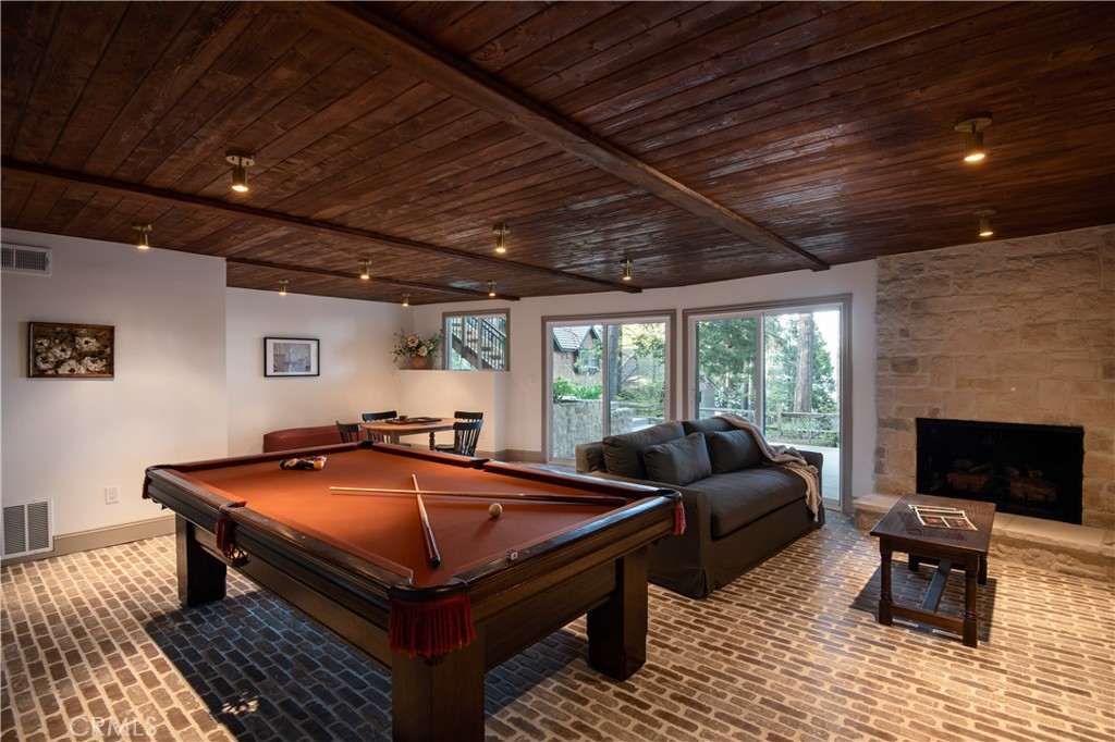 Arrowhead Woods (AWHW) - Residential