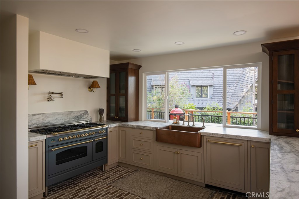 Arrowhead Woods (AWHW) - Residential