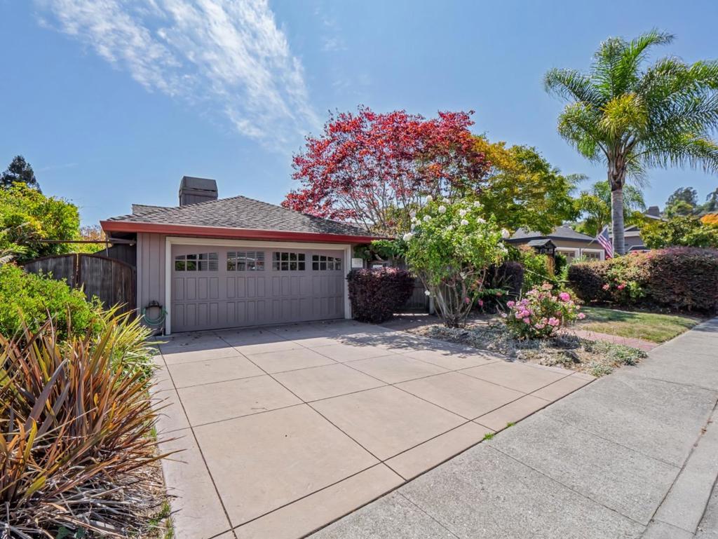 4456 Merlin Way