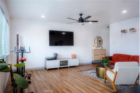 1187 E 3rd Street 209 Long Beach CA 90802