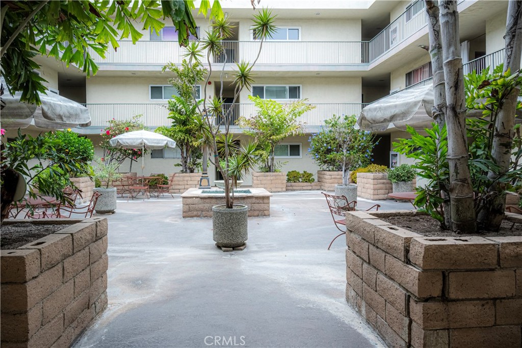 Alamitos Beach (AB) - Residential