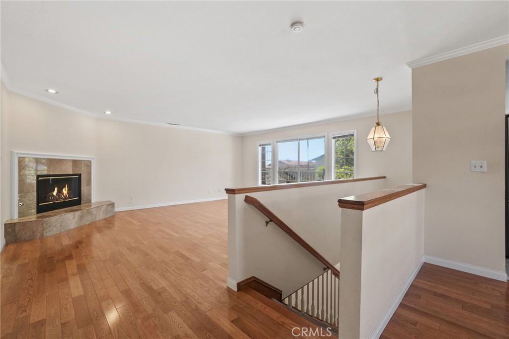 1078 W 10th Street 1