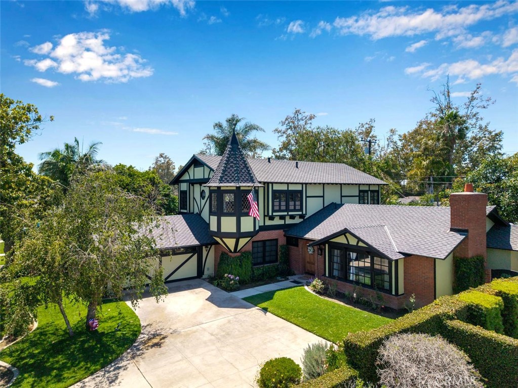 11261 Kensington