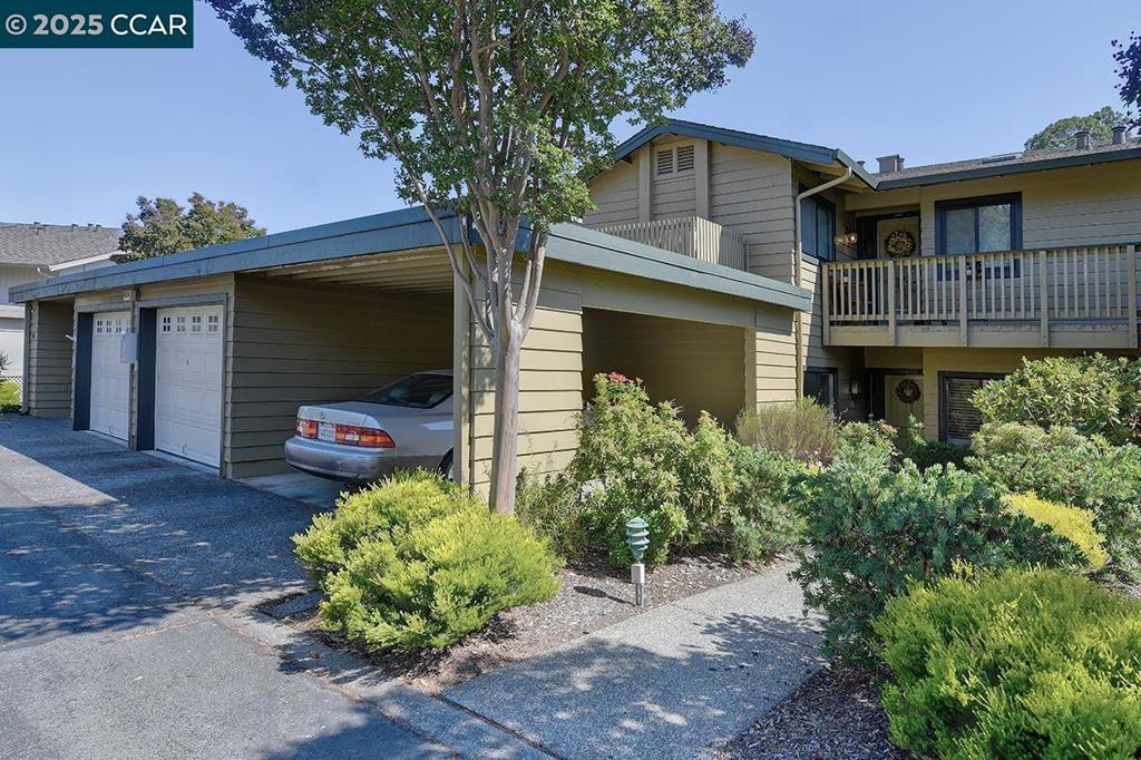Charming and Rare Klamath Model! This inviting 2-bedroom, 2-bath home is set in a tranquil location and ready for your personal touch. Both bedrooms are generously sized, with side-by-side washer and dryer conveniently in-unit. The kitchen features stainless steel appliances, updated cabinetry, and abundant storage, plus a newer water heater. Enjoy easy, level-in access from your oversized carport. All within Rossmoor’s award-winning community, offering a wealth of amenities to enjoy. Don’t miss this wonderful opportunity!