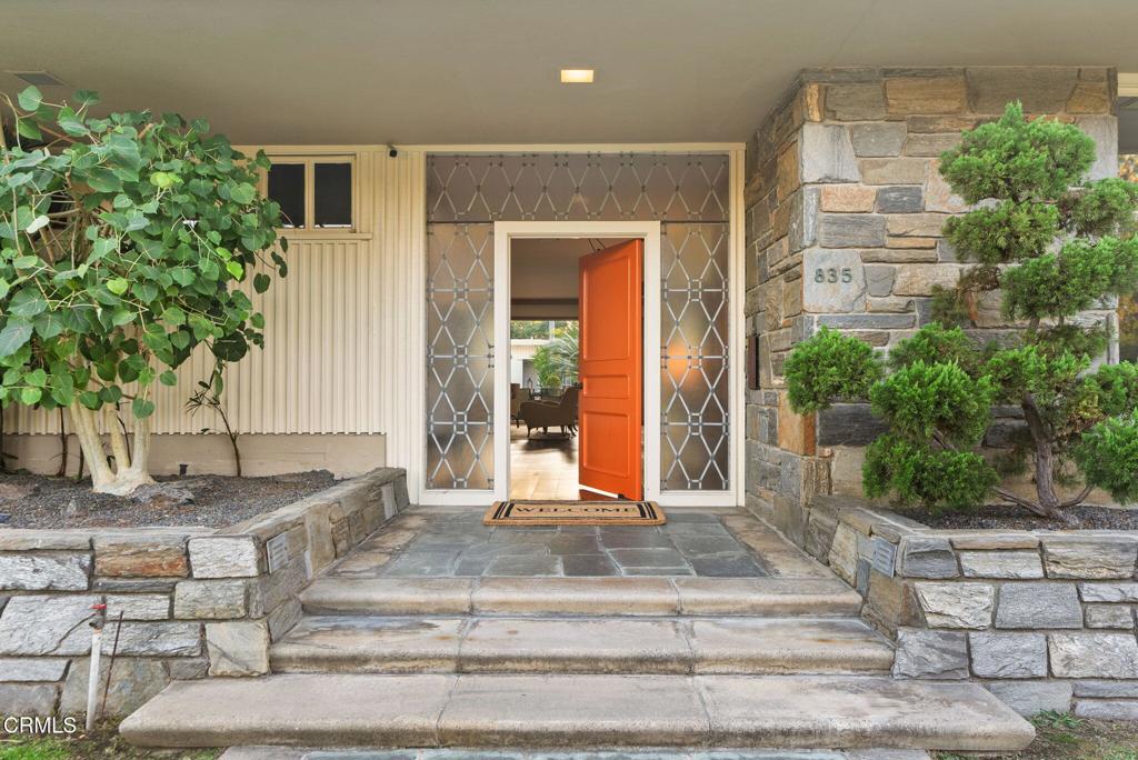 Properties 3 835 Canterbury Road