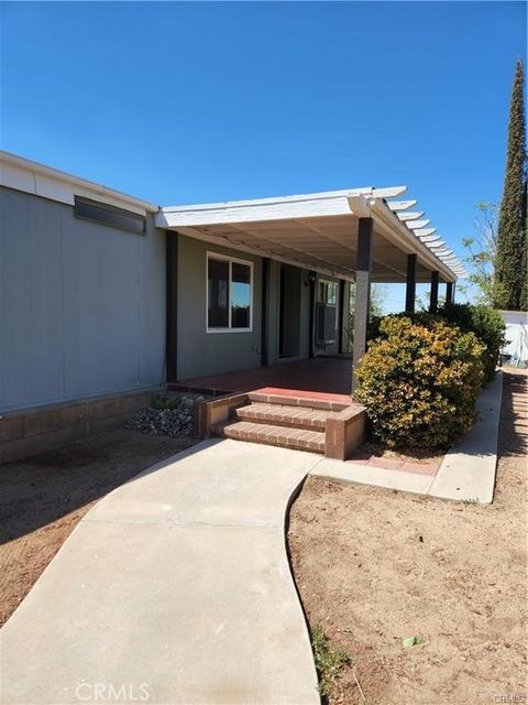 19078 Monterey Hesperia CA 92345