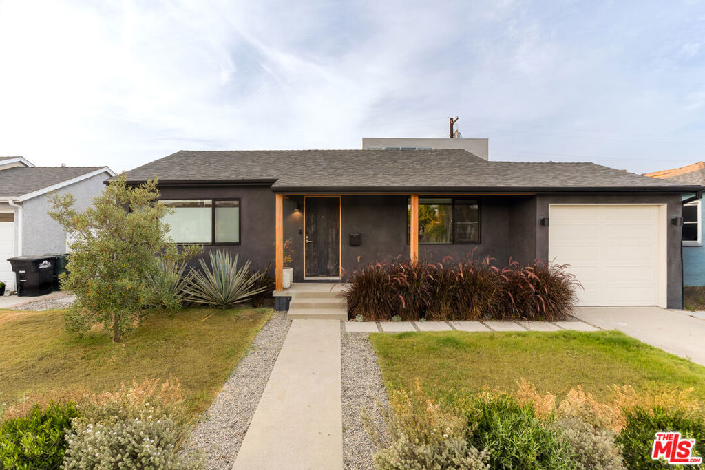 5319 W 123rd Place