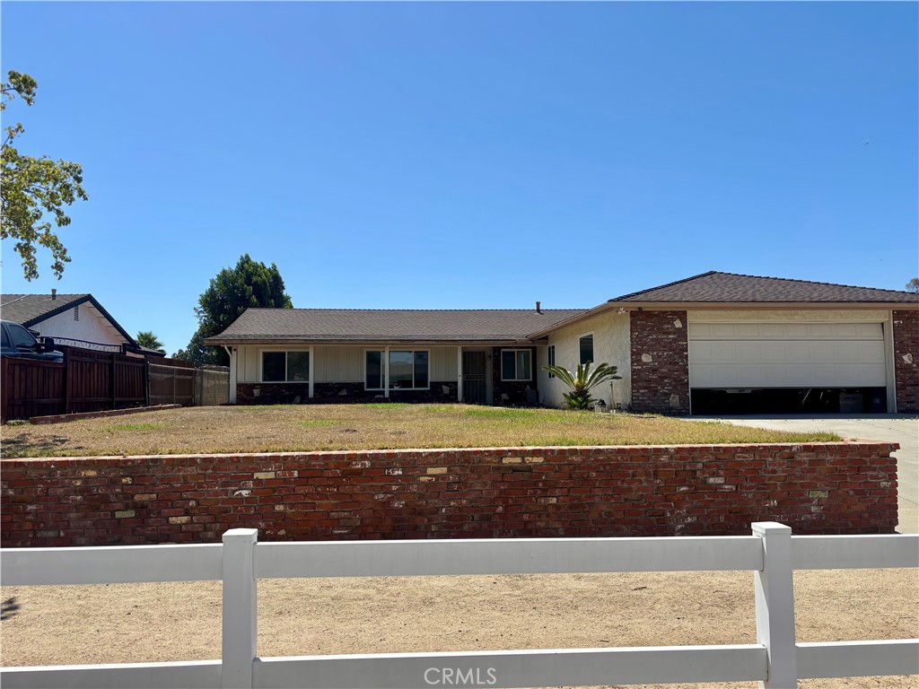 Coming Soon! One level ranch home in Norco Bluffs area of Norco. Single Family Home with attached 2 garage and a BONUS detached 3 car garage. Property is zoned for horses. Large flat lot with lots of potential. Great location close to freeways and shopping.