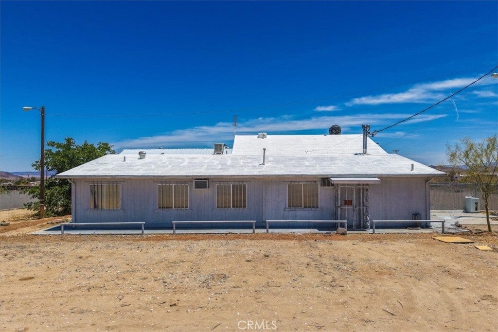 56166 Handley