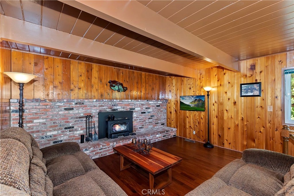 26661 Lake Forest