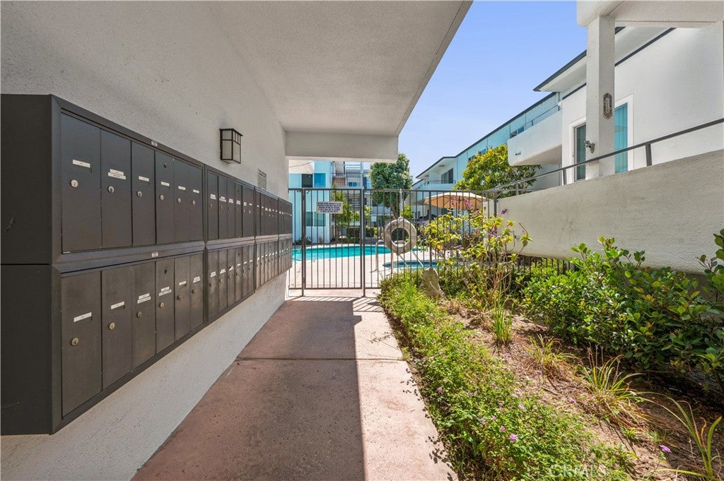 415 S Prospect Avenue 218