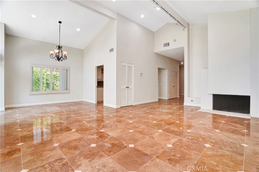 23415 Park Hacienda